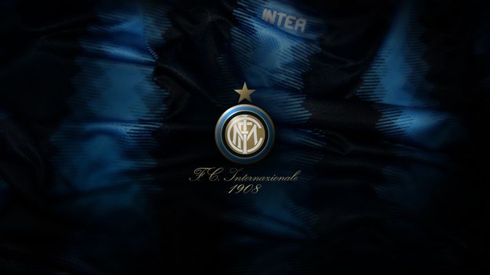 借鉴国米阿德里亚诺改编的莱昂纳多之歌（灵感源自国米阿德里亚诺改编版《莱昂纳多之歌）