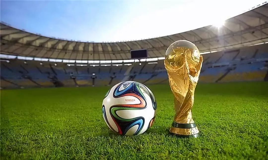 卡莱尔：其他老将遇到我们这样的情况会装病，西卡却全力以赴