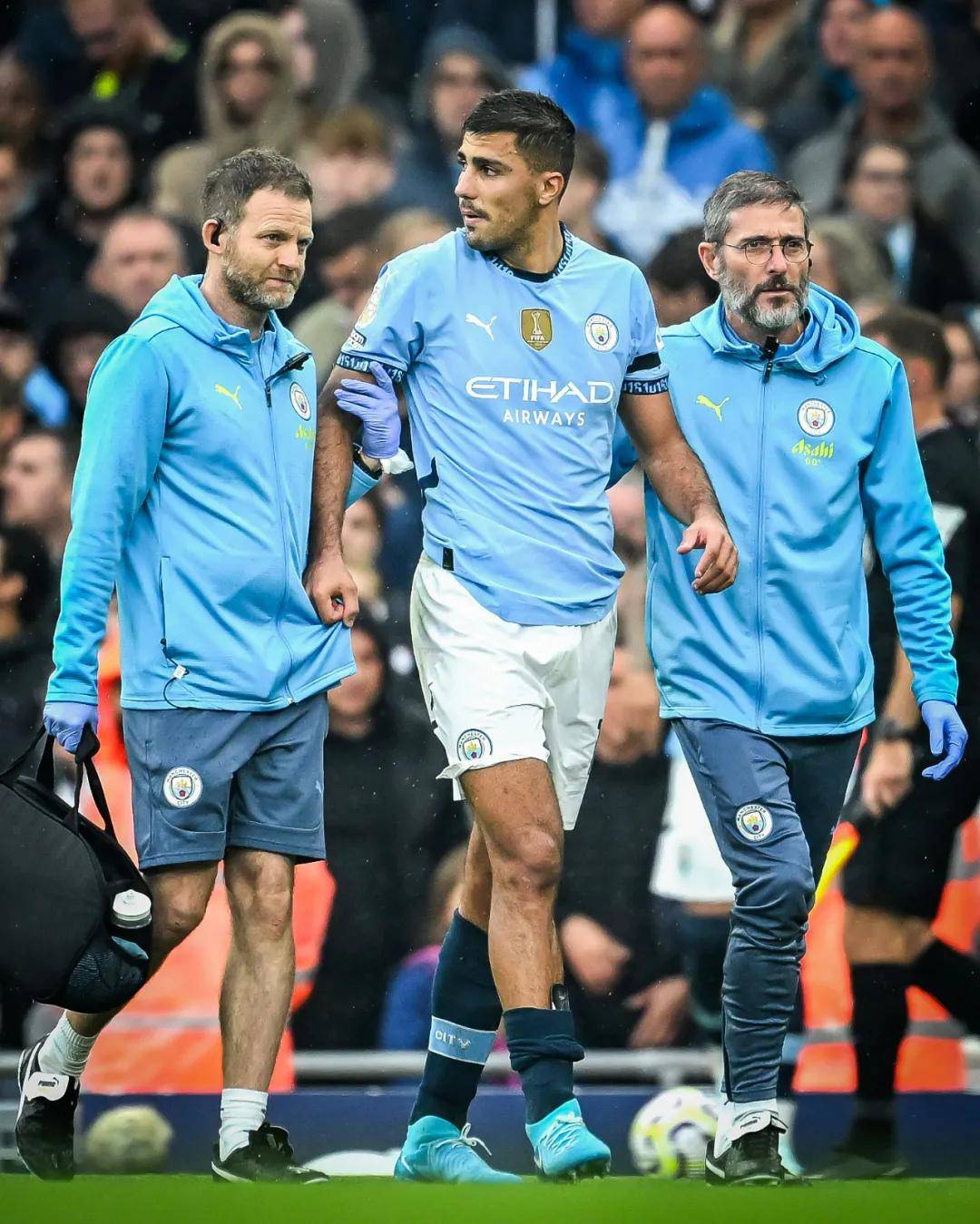 那不勒斯夺得队史第三座意超杯冠军，时隔11年再度捧杯（那不勒斯时隔11年再捧意超杯，队史第三次夺冠）