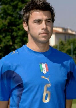 博列洛：皮奥20岁已非常全面，意大利国家队有了未来中锋人选