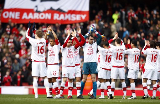 内马尔膝盖手术由曾效力上海海港的爱德华多主刀