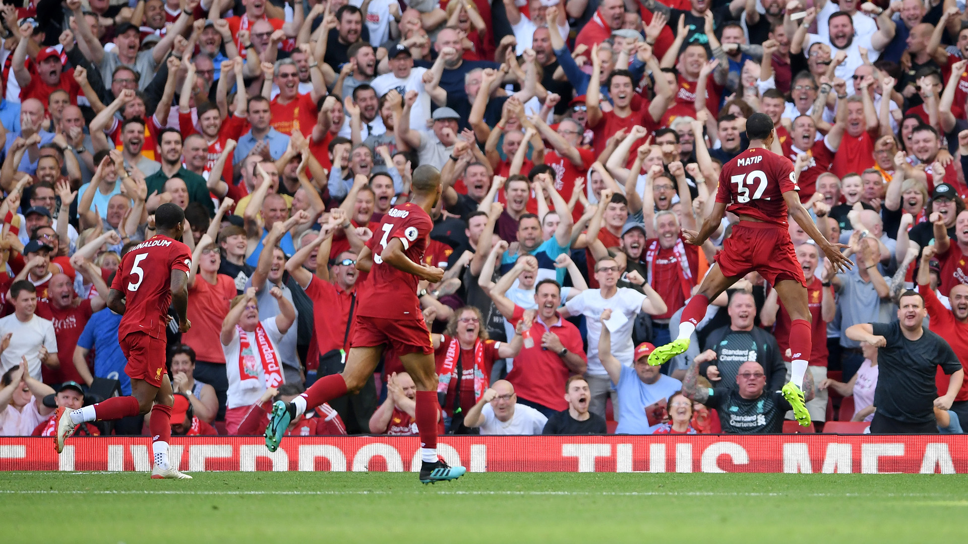 欧冠半场：马杜埃凯破门，因卡皮耶中柱，阿森纳1-0布鲁日（欧冠半场战报：马杜埃凯建功，因卡皮耶中框，阿森纳暂1-0领先布鲁日）