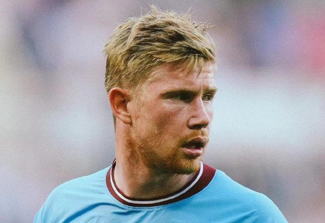 特里皮尔：我与图赫尔交谈过，若国家队需要会选择回归（特里皮尔：已与图赫尔交流，若国家队需要我会回归）