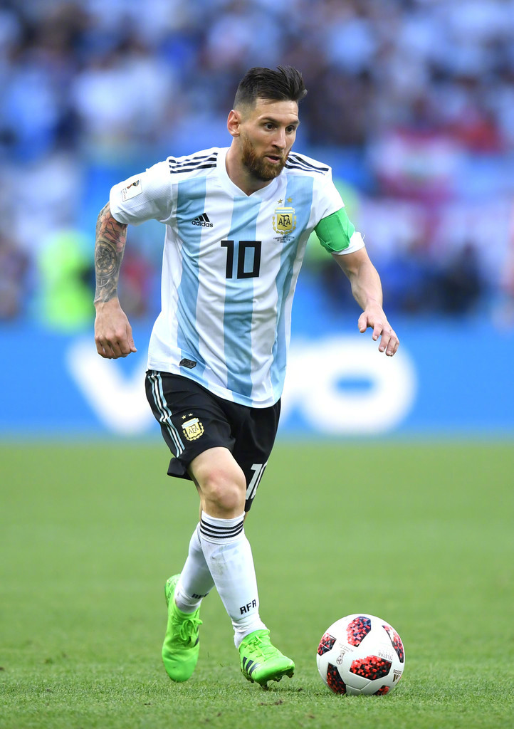 记者：若圣地亚哥不离队，米兰冬窗不能引进新前锋