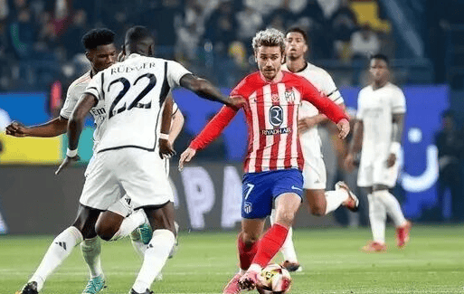 黄希扬：向余望在国奥遭受巨大质疑，归队后每个人都在鼓励他